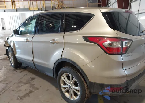 2017 Ford Escape Se из США, поврежденный, VIN 1FMCU0GD0HUA60628